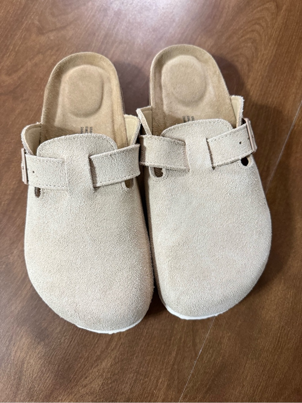 Project Cloud Benton Clogs size 8